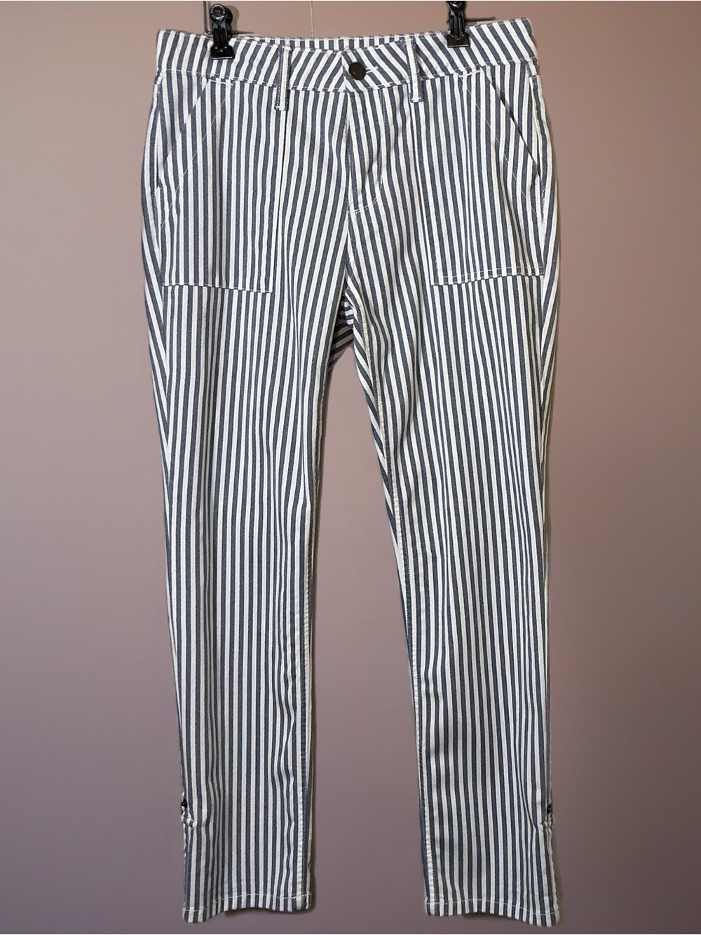 St Johns Bay Gray White Striped Stretch Pants Size 8 Crop Ankle Roll Tab Women’s